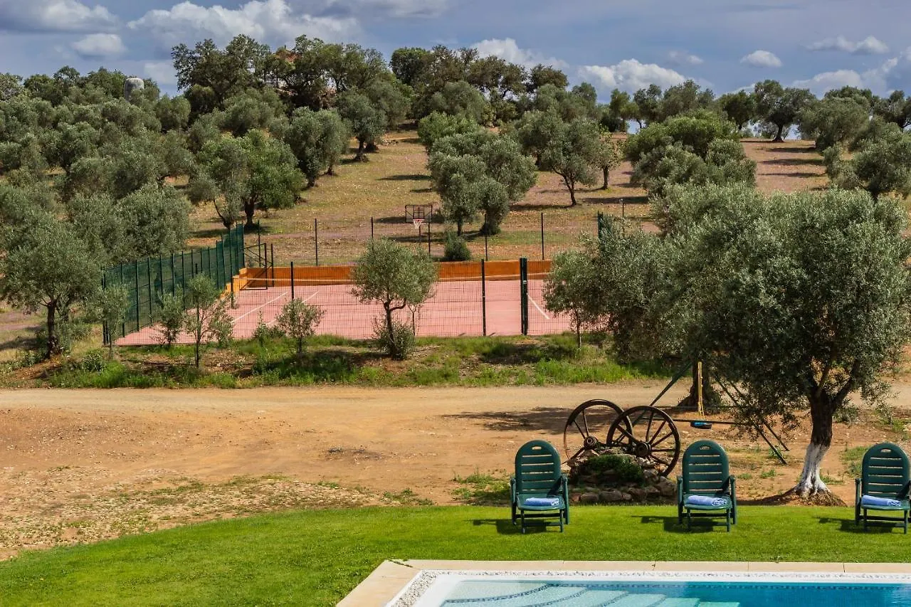 Casa Rural Finca Las Picazas Penarroya-Pueblonuevo Spain